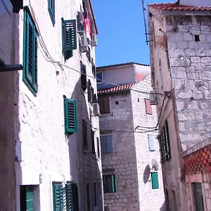Gasthof Cosy In The Center Of, Split